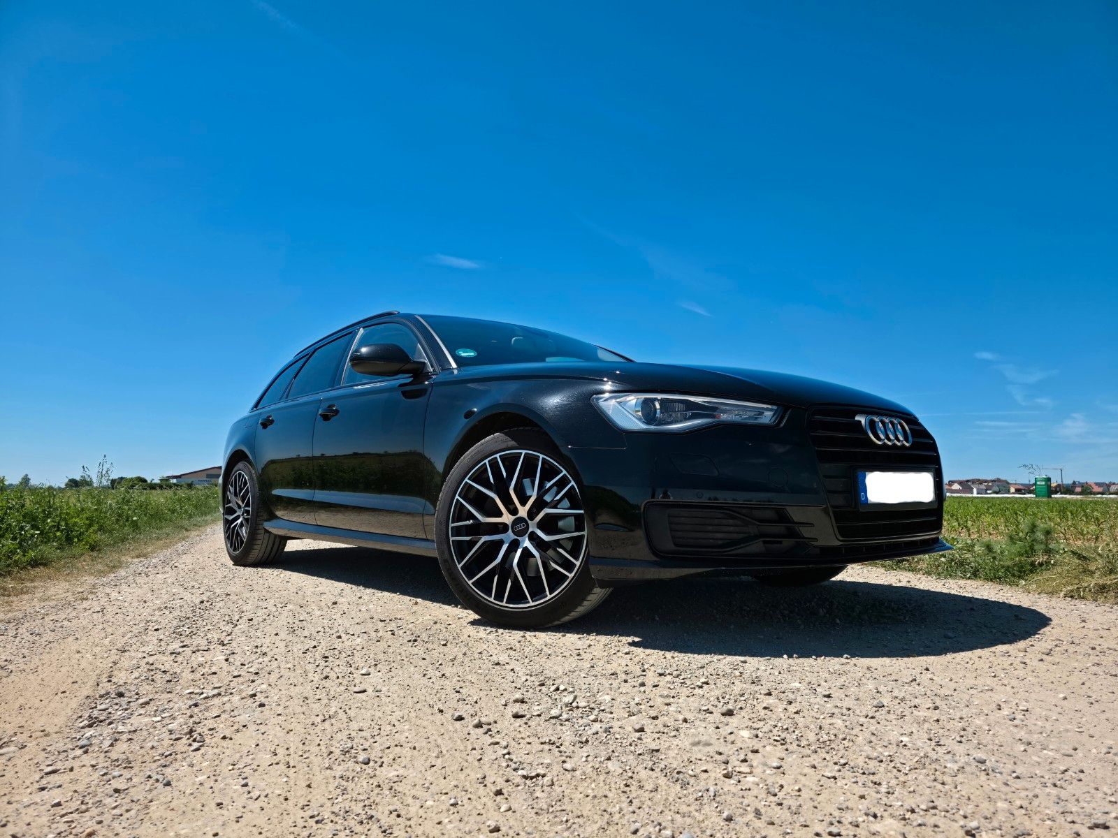AUDI A6 3.0 TDI Avant Pano Navi AHK Kam Sthz