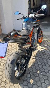 KTM DUKE 890 R keine 990 + 790  - KTM 990 DUKE R