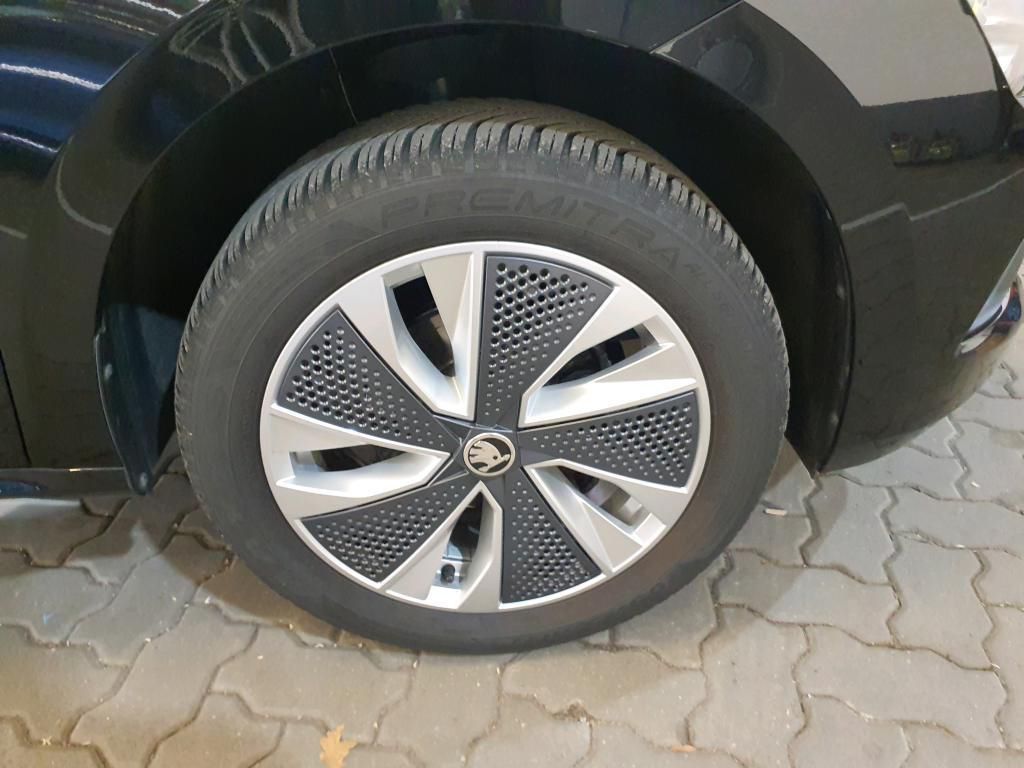 Skoda Kamiq Selection 1.0 TSI 85kW Klima*PDC*RFK*SH
