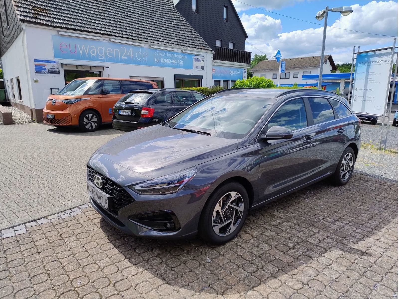 Hyundai i30 1,5 TGI Trend DCT NAVI/LED/SHZ/LHZ/Kam imagem 2