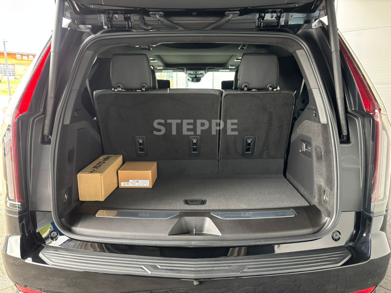 Cadillac Escalade V-Series 6.2 V8 Supercharged AWD