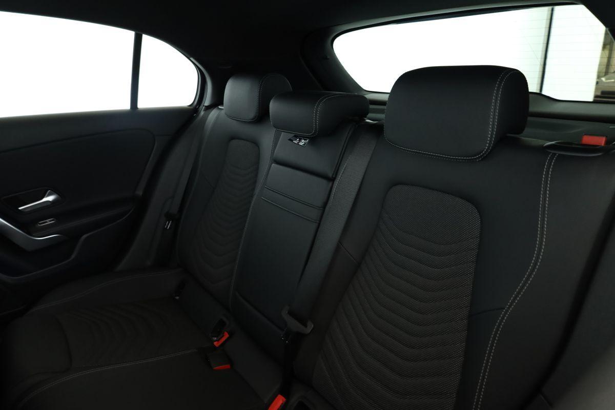 Mercedes-Benz A-Class 4M Progressive+ Night Matrix Nav KeyGo Kam, миниатюра 14
