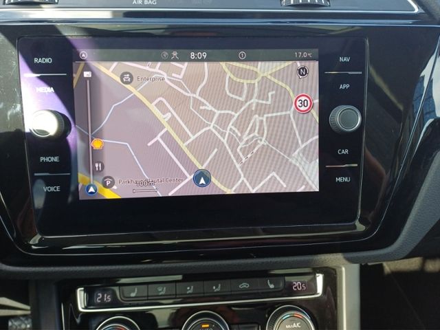 Touran 1.5 TSI Comfortline R-LINE/7-SITZER ACC/L