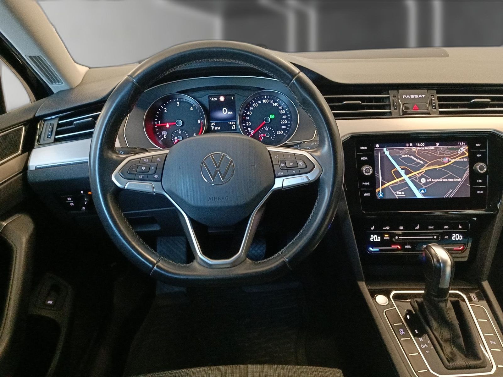 Volkswagen Passat - Bild 10