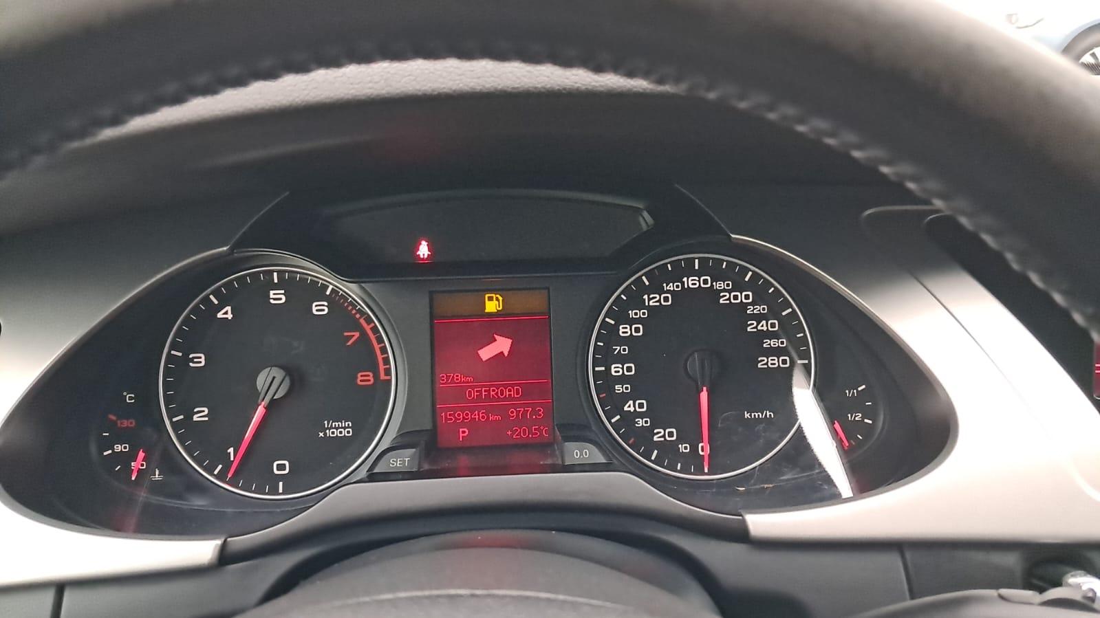Audi A4 2009 — photo 23