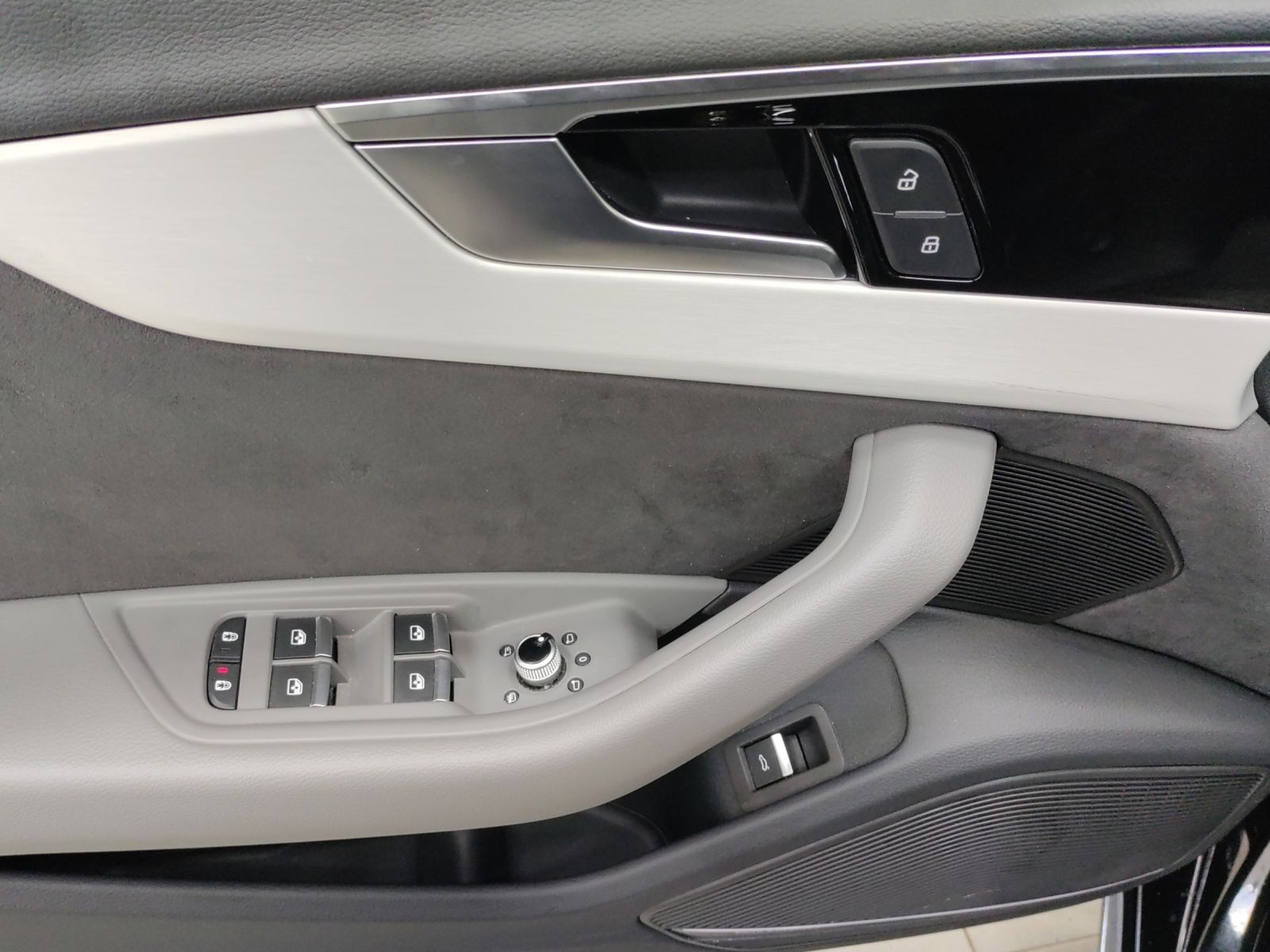Audi A4 - Bild 9