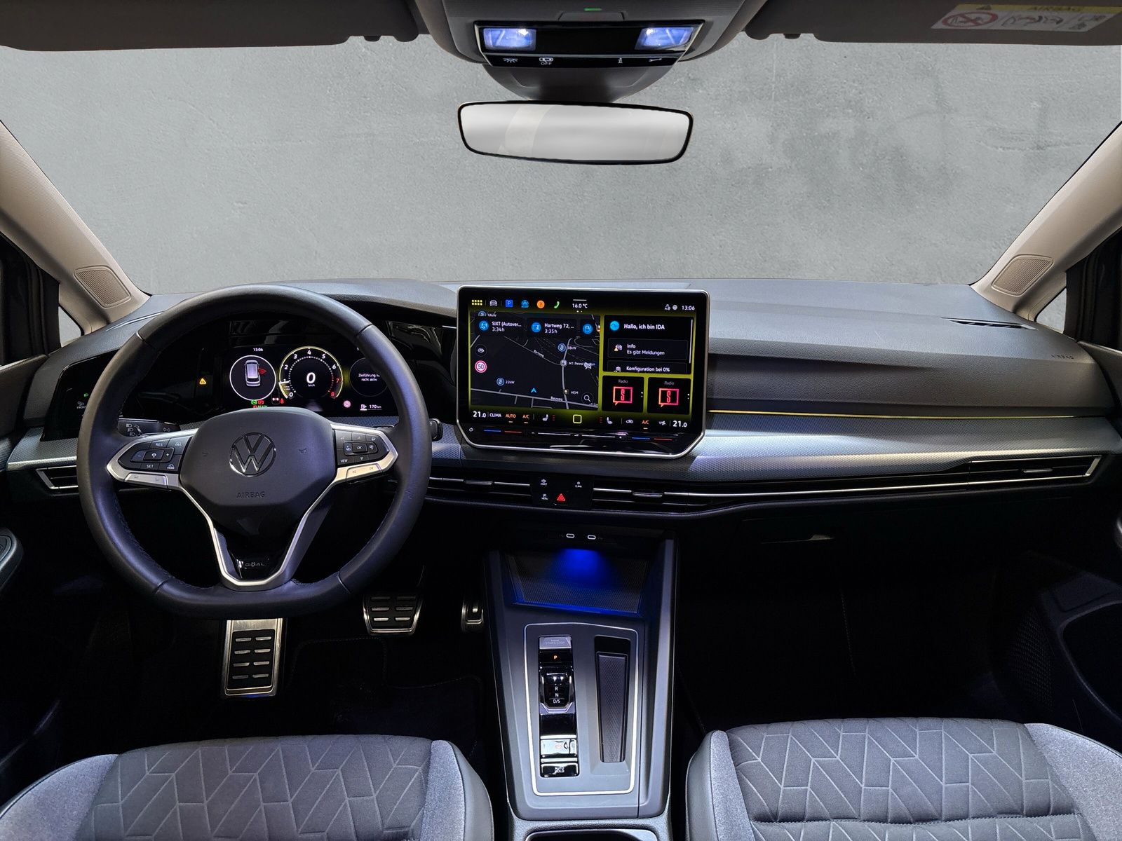 Fahrzeugabbildung Volkswagen Golf Variant 1.5 eTSI Goal AHK ACC Kamera