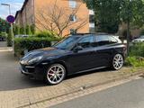 Porsche Cayenne GTS GTS - Porsche Gebrauchtwagen in Hannover