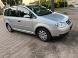 Volkswagen Touran 1.6 Basis,92000KM - Volkswagen Touran: Basis