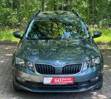 Skoda Octavia Combi Ambition - Skoda Octavia: Ambition