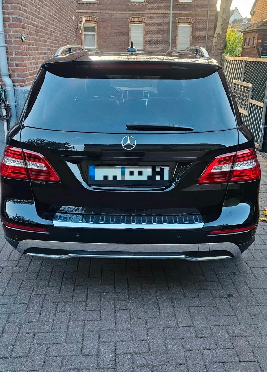 Mercedes-Benz ML 350 BlueTEC 4MATIC - Sportpacket