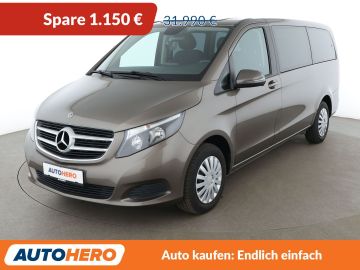 Mercedes V 220 - 1