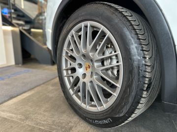Porsche Cayenne S *3. Hand*Klima*SHZ*Navi*PDC*BOSE*AHK*