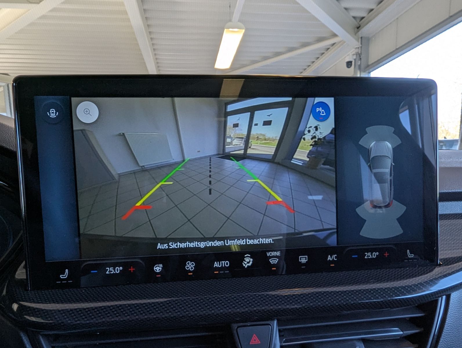 Fahrzeugabbildung Ford Focus 1.0 ST-Line X Styling Matrix B&O Pano 18"