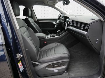 Volkswagen Touareg - 4