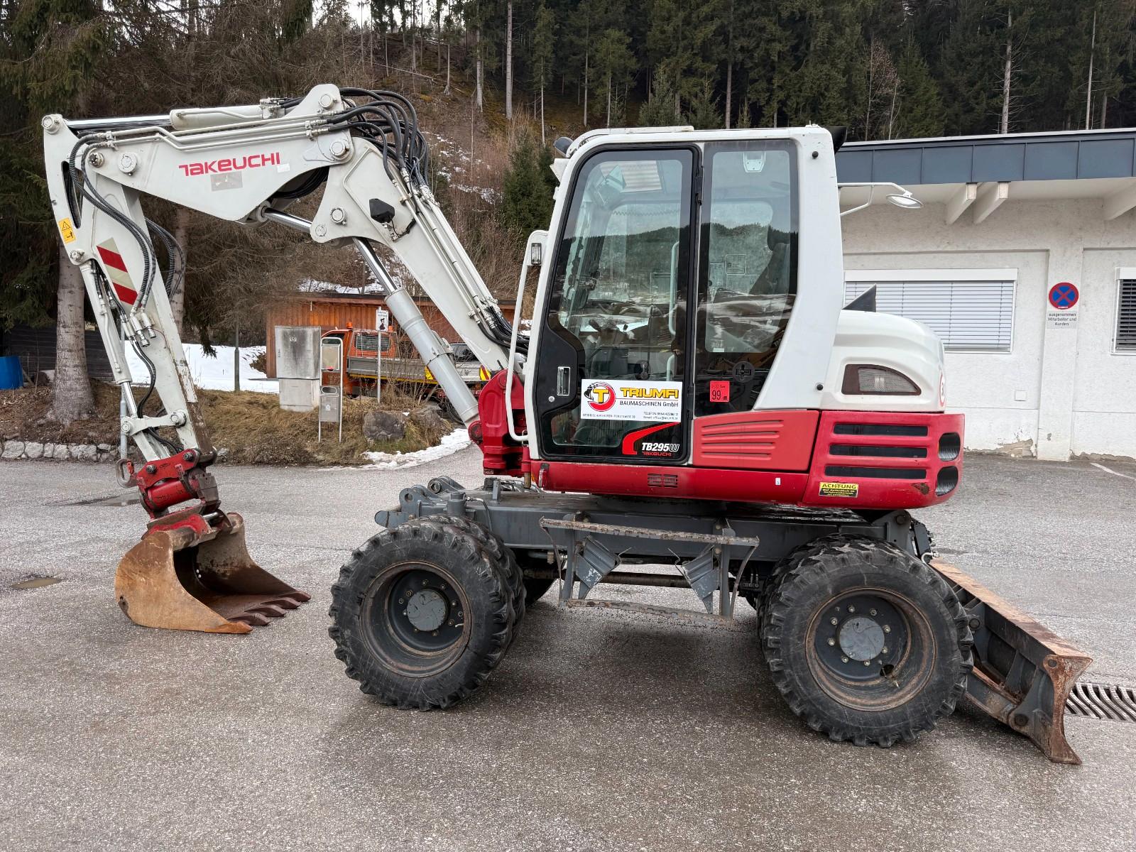 Takeuchi TB295W