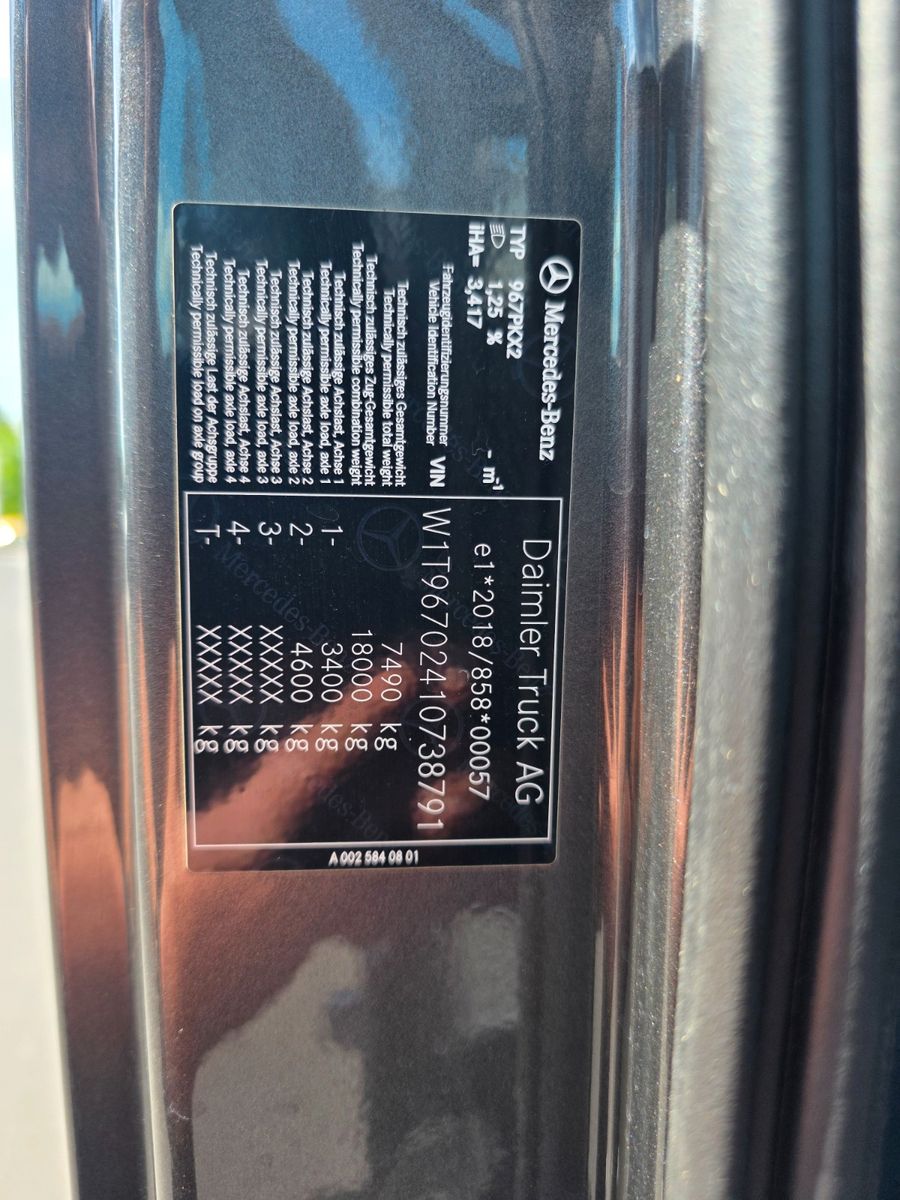 Fahrzeugabbildung Mercedes-Benz Atego 821 L LBW 1.500kg Standheizung Kamera