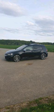 Volkswagen VW GOLF 7.5 R PERFORMANCE PAKET