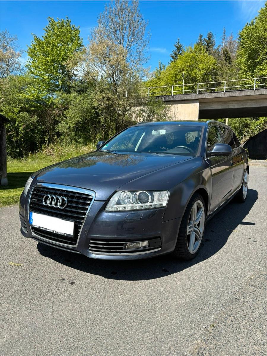 Audi Quattro 2011 — engine 239 HP (176kW)