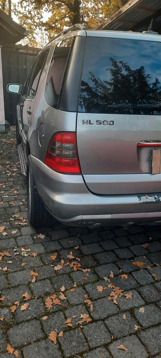 Mercedes-Benz ML500, 2005