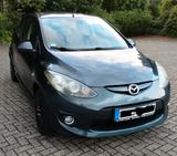 Mazda 2 1.5 Dynamic Dynamic - Mazda 2 mit Benzin-Antrieb: Grau, Limousine, mit Klimaautomatik