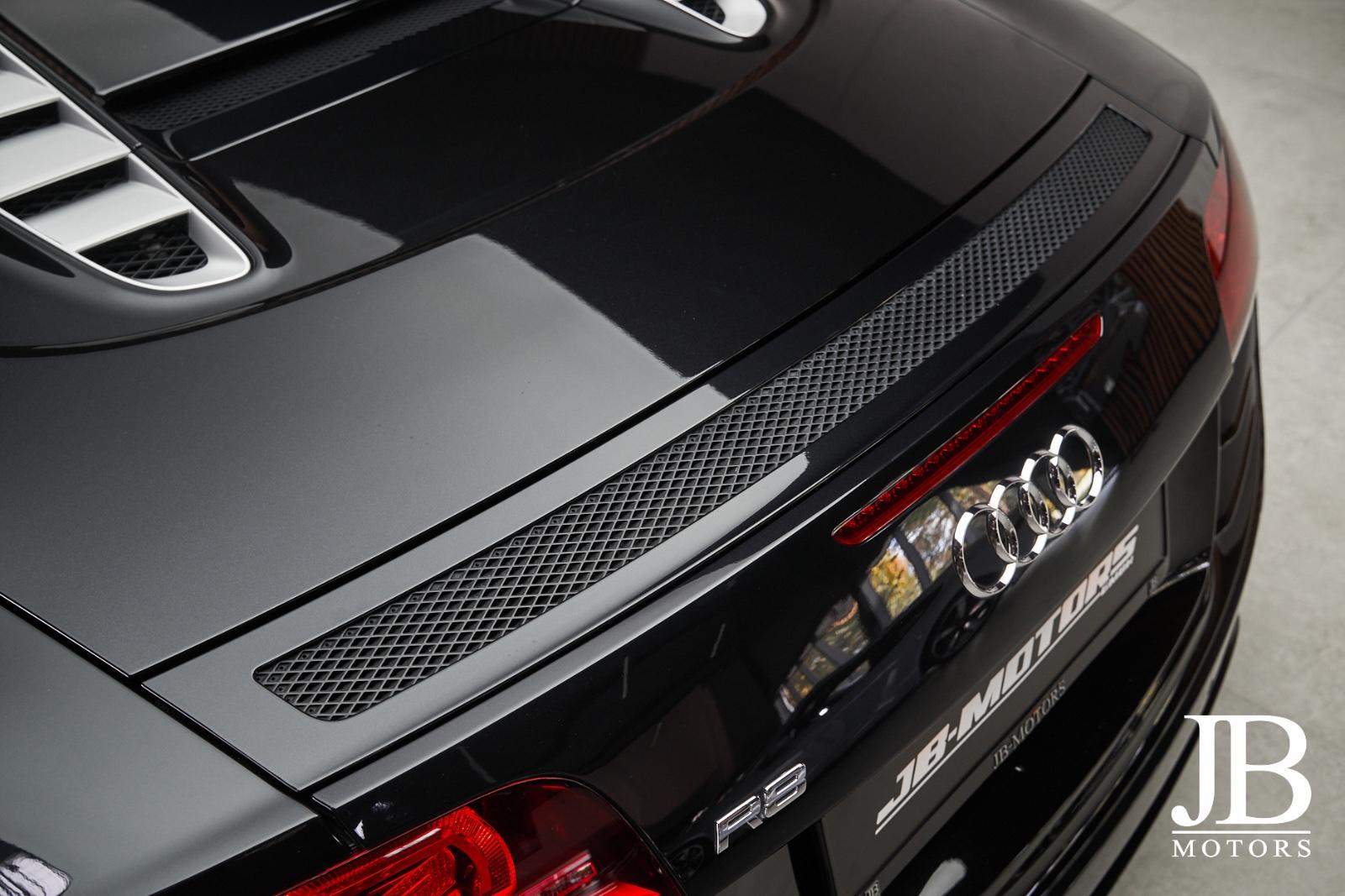 Audi R8 Spyder V10 5.2 FSI 525 ch • Boîte manuelle 6• Magnetic Ride • B&O • Caméra