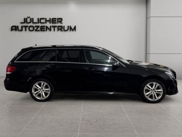 Mercedes E 220 - 2