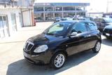 Lancia LANCIA - Ypsilon - 1.3 MJT Argento - Lancia Ypsilon Argento mit Diesel-Antrieb