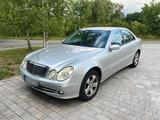 Mercedes-Benz Mercedes E320 4Matic W211 E-Klasse 8-fach Alu - Mercedes-Benz E 320: Matic