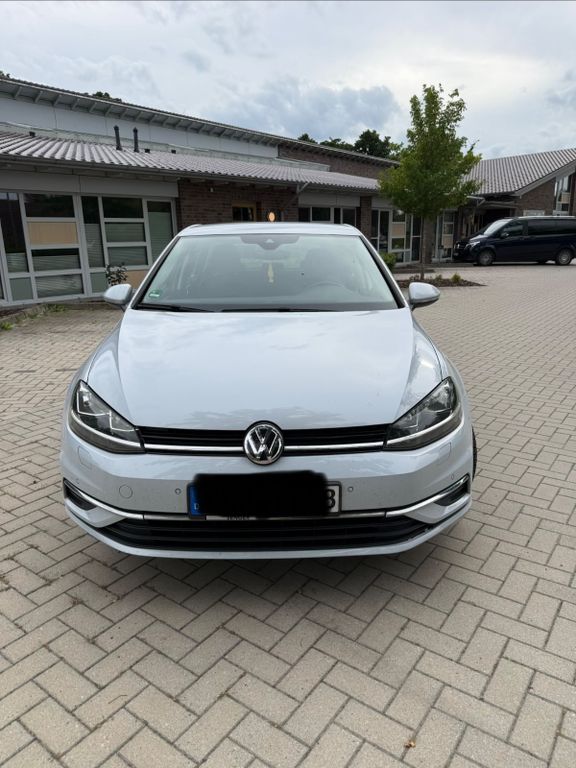 Image of Volkswagen Golf