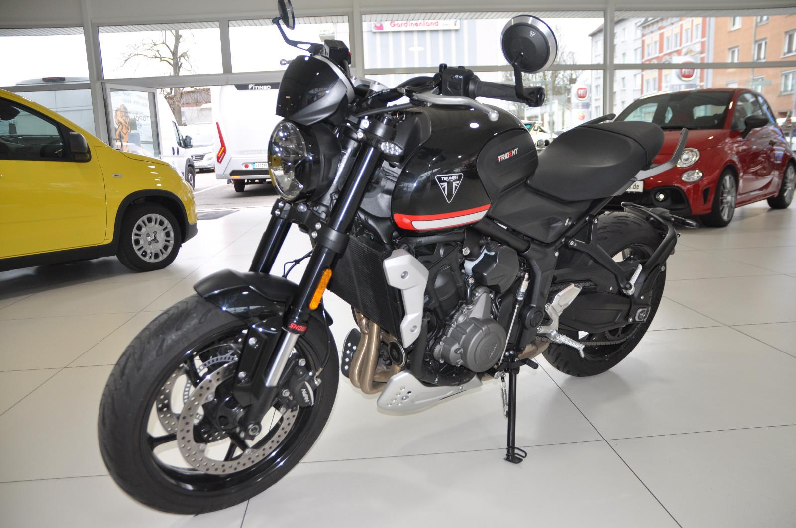 Triumph Trident 660