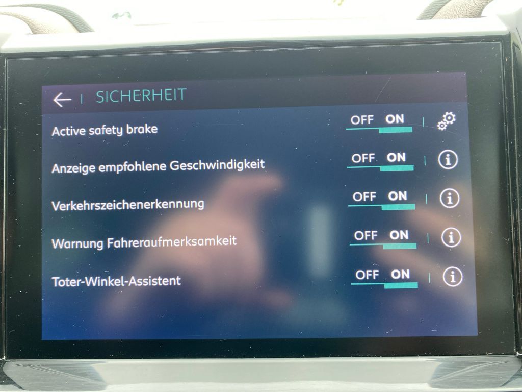 Fahrzeugabbildung Citroën C5 Aircross Hybrid 225 *Automatik* SHINE PACK