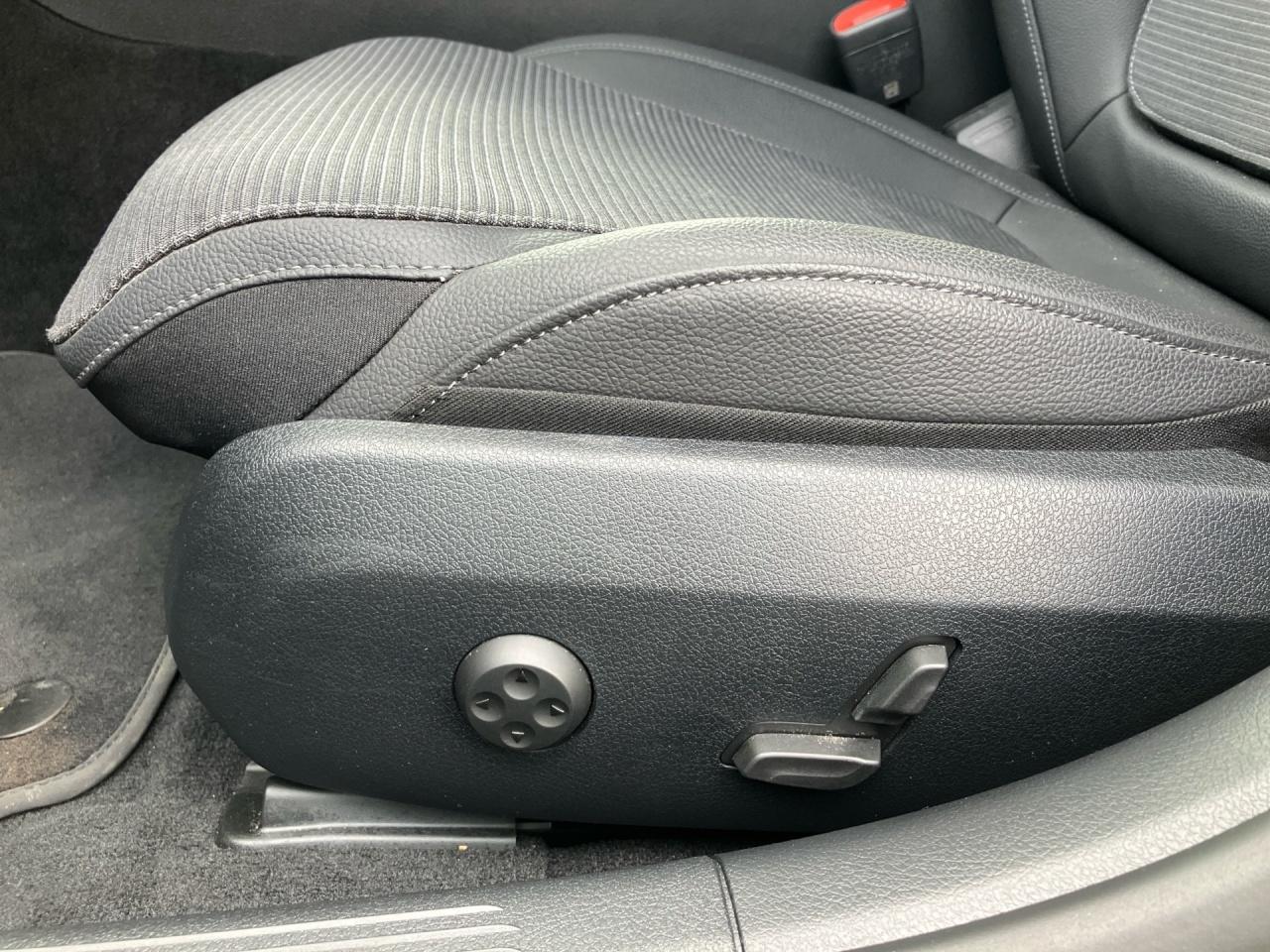 Mercedes-Benz C 220 d Avantgarde AHK Winter-Paket Metallic