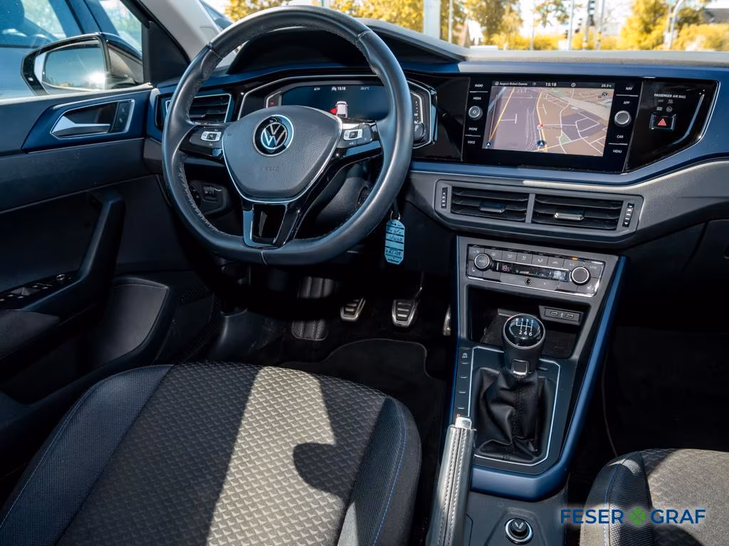 Volkswagen Polo 1,0TSI Navi/PDC+/SHZ/DAB+/CarPlay, миниатюра 4