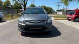 Hyundai i30 CW 1.6 Comfort Automatik - Hyundai i30 aus 2011 mit Benzin-Antrieb: Kombi