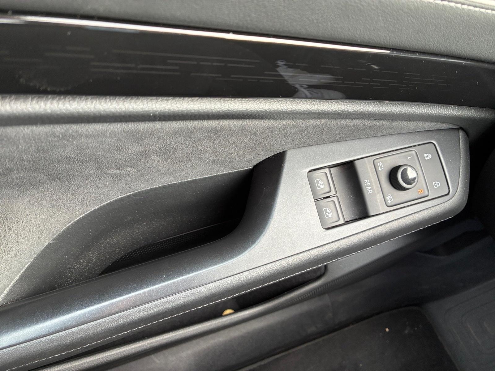 Volkswagen ID.7 Tourer Pro W 360,AHK,HUD,Kamera,LED,Navi,LM