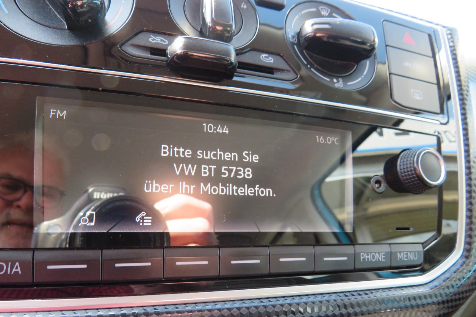 Fahrzeugabbildung Volkswagen up! 4T GJ KLIMA SPURHALTE DAB SCHECKHEFT