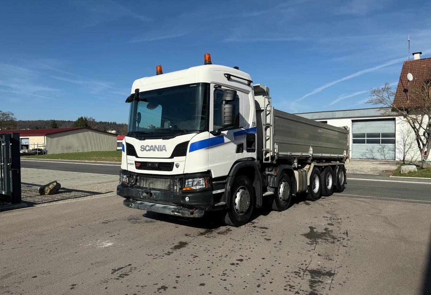 Scania P500 XT 10x4*6 1. Antriebsachse Schaden