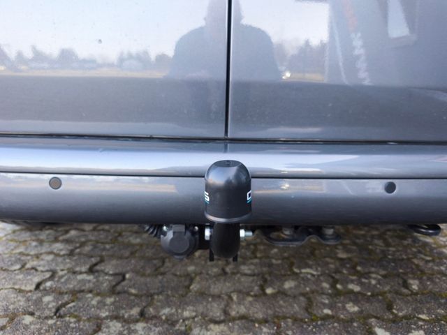 Volkswagen T6.1 Transporter lang*Klima*AHK*Alu*PDC*6-Sitze*