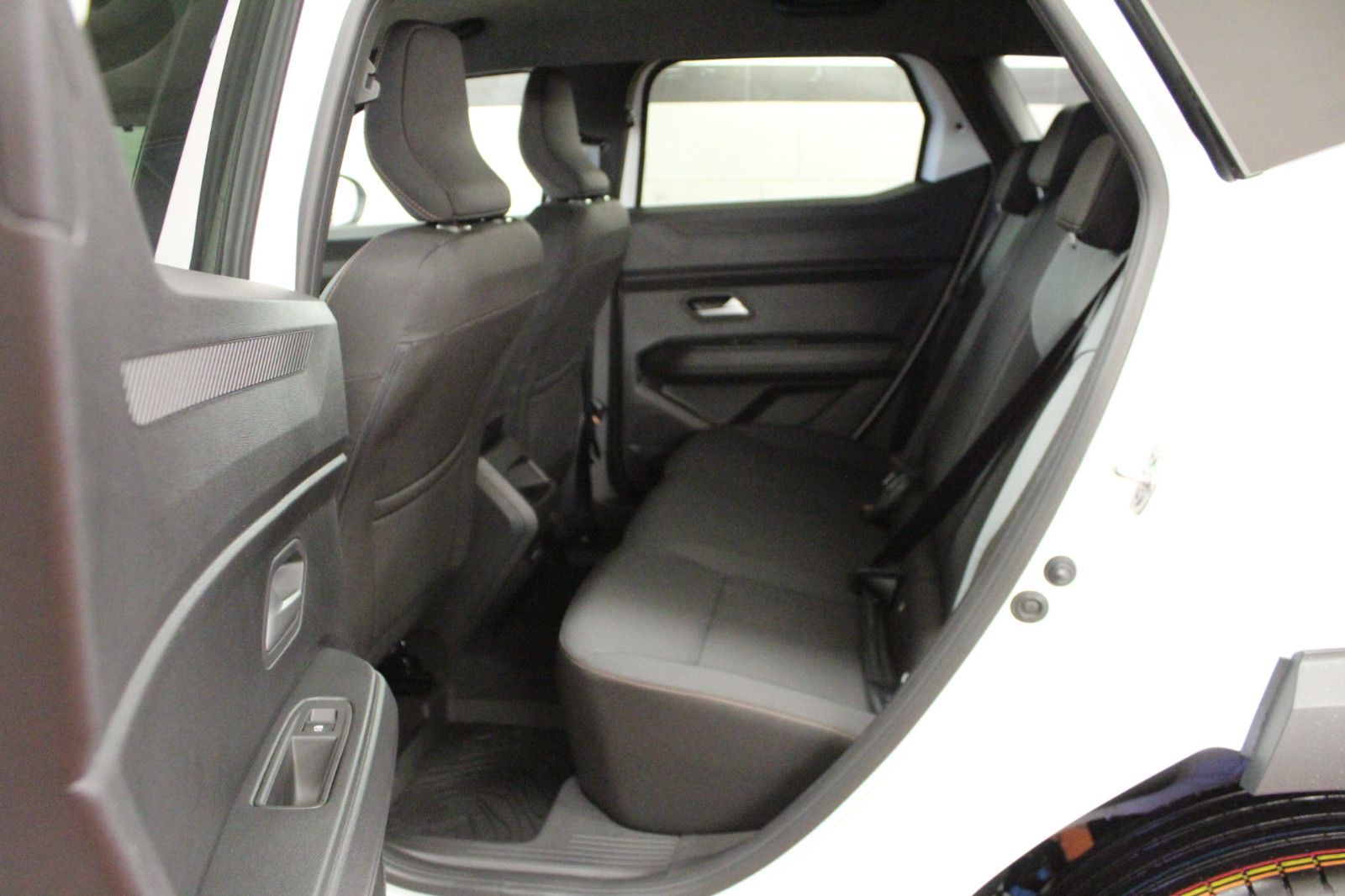 Fahrzeugabbildung Dacia Duster mild hybrid 140 Extreme *Winterp.*MY 26