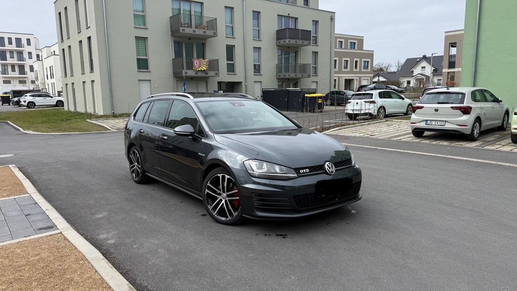 Image of Volkswagen Golf