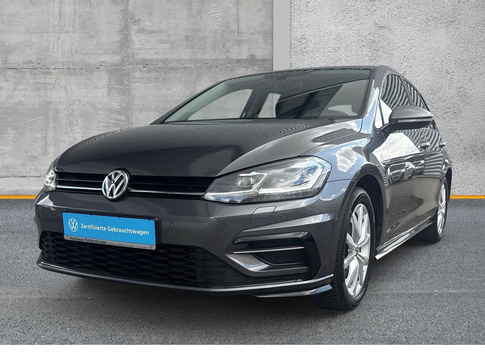 Fahrzeugabbildung Volkswagen Golf VII 1.5 TSI DSG R-Line LED NAVI SHZ ACC