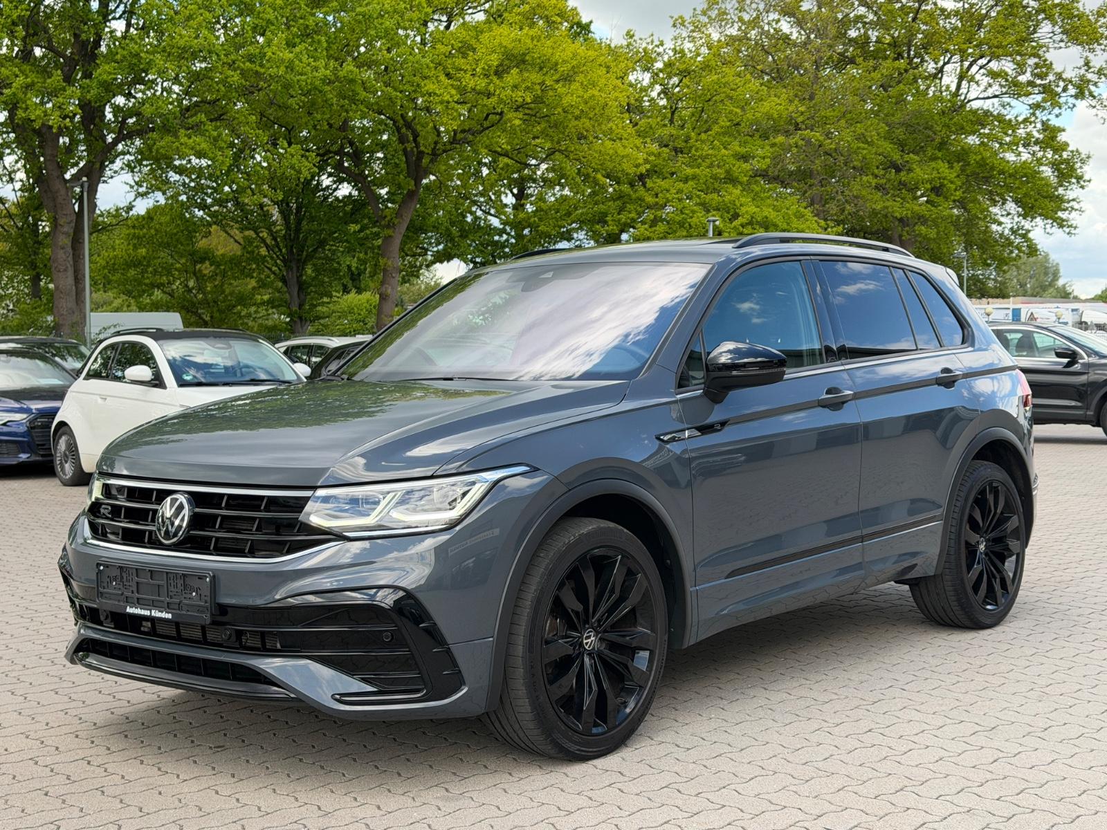 Volkswagen Tiguan R-Line 4Motion Black & Style°DCC°PANO°AHK