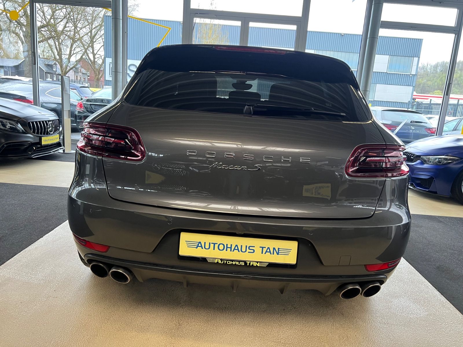 Fahrzeugabbildung Porsche Macan S *SITZBELÜFTUNG*PANORAMADACH*