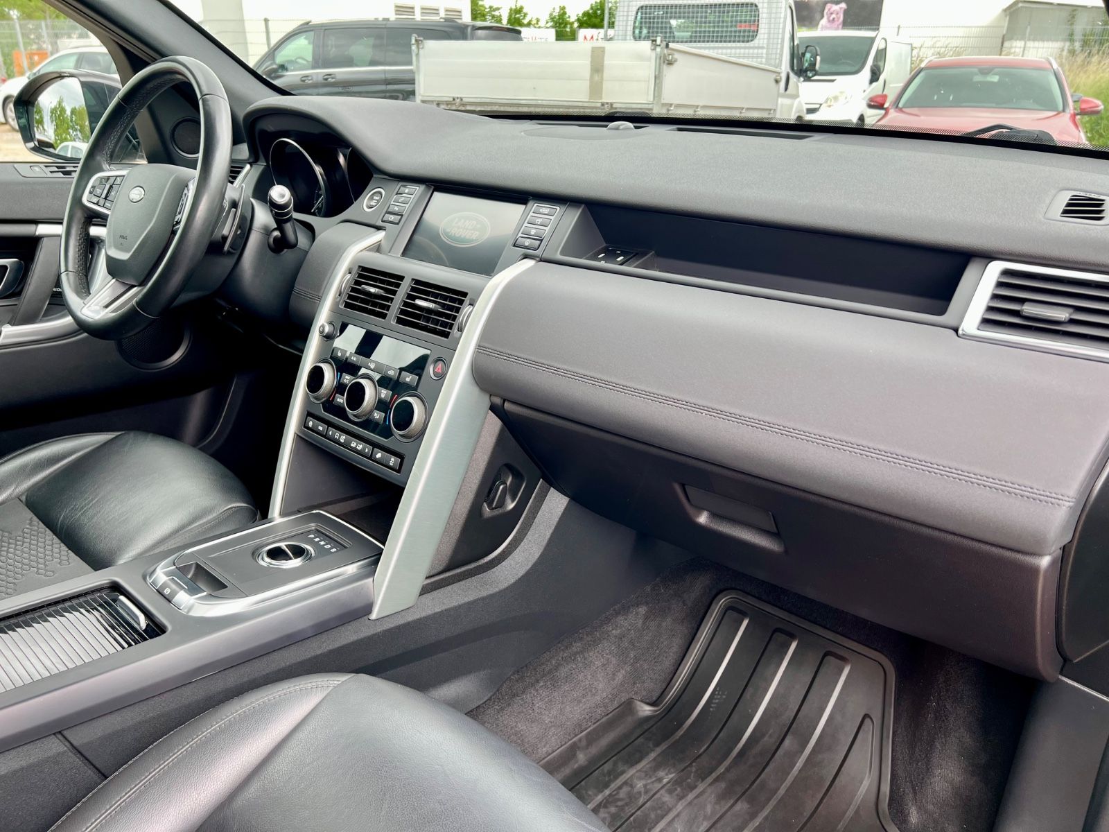 LAND ROVER Discovery Sport AWD PANO AAC SHZ NAVI