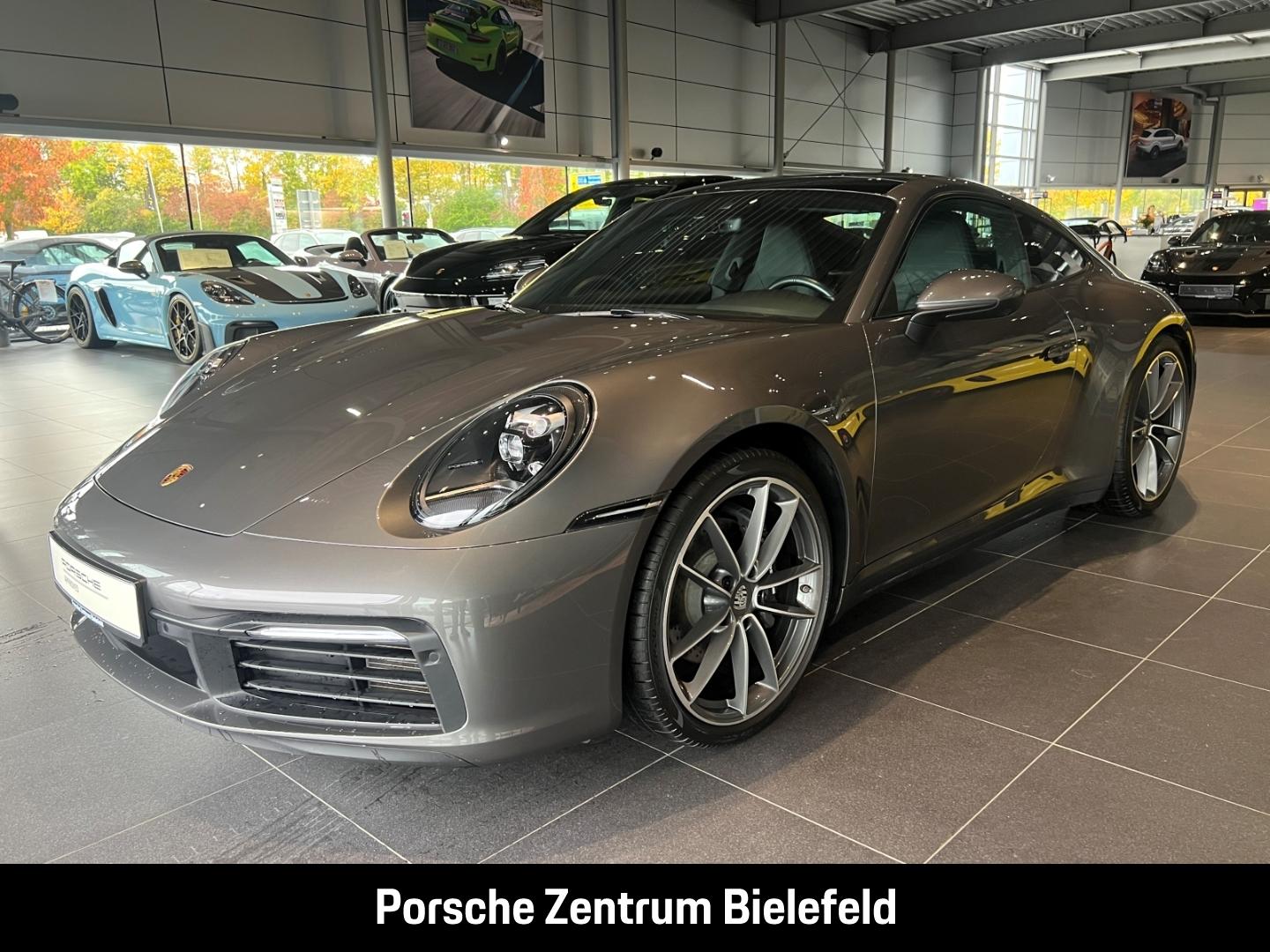 Porsche 992 911 Carrera Sportabgasanlage 21-Zoll LED