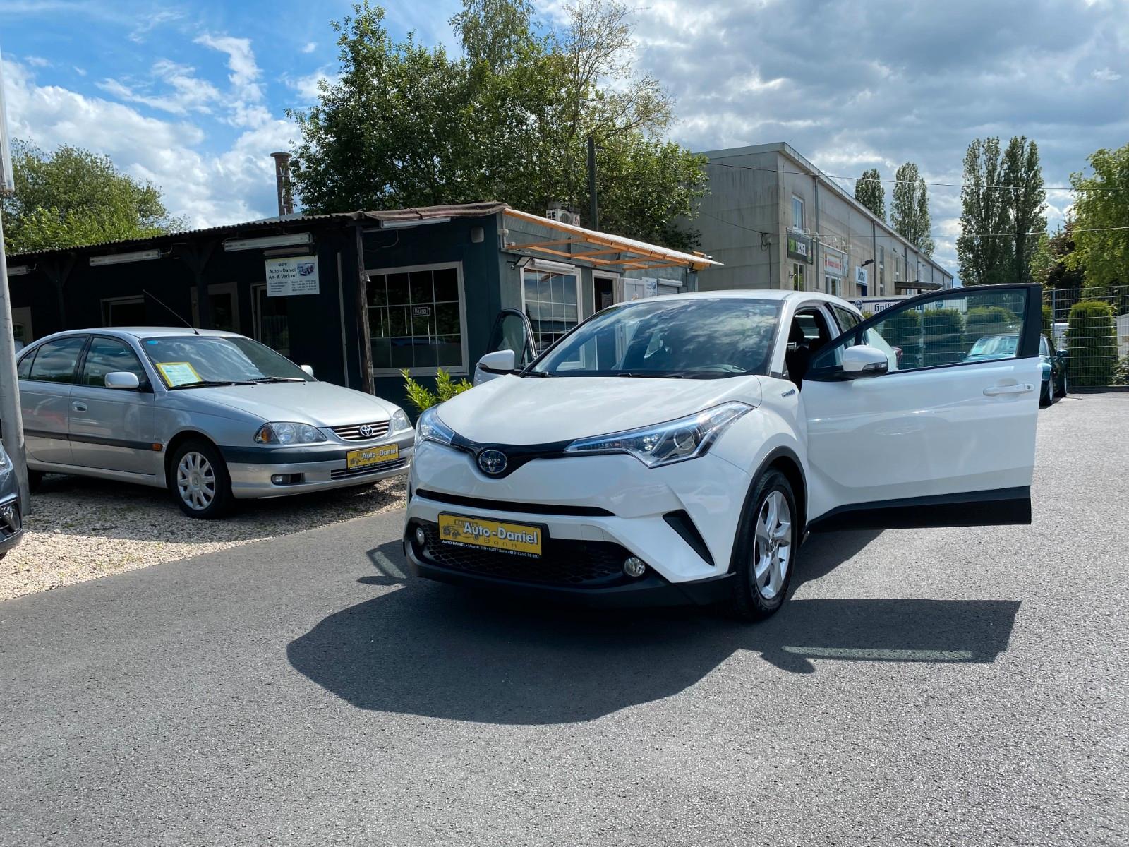Toyota C-HR 1.8 1.Hand Scheckheftgepflegt NAVI Euro6