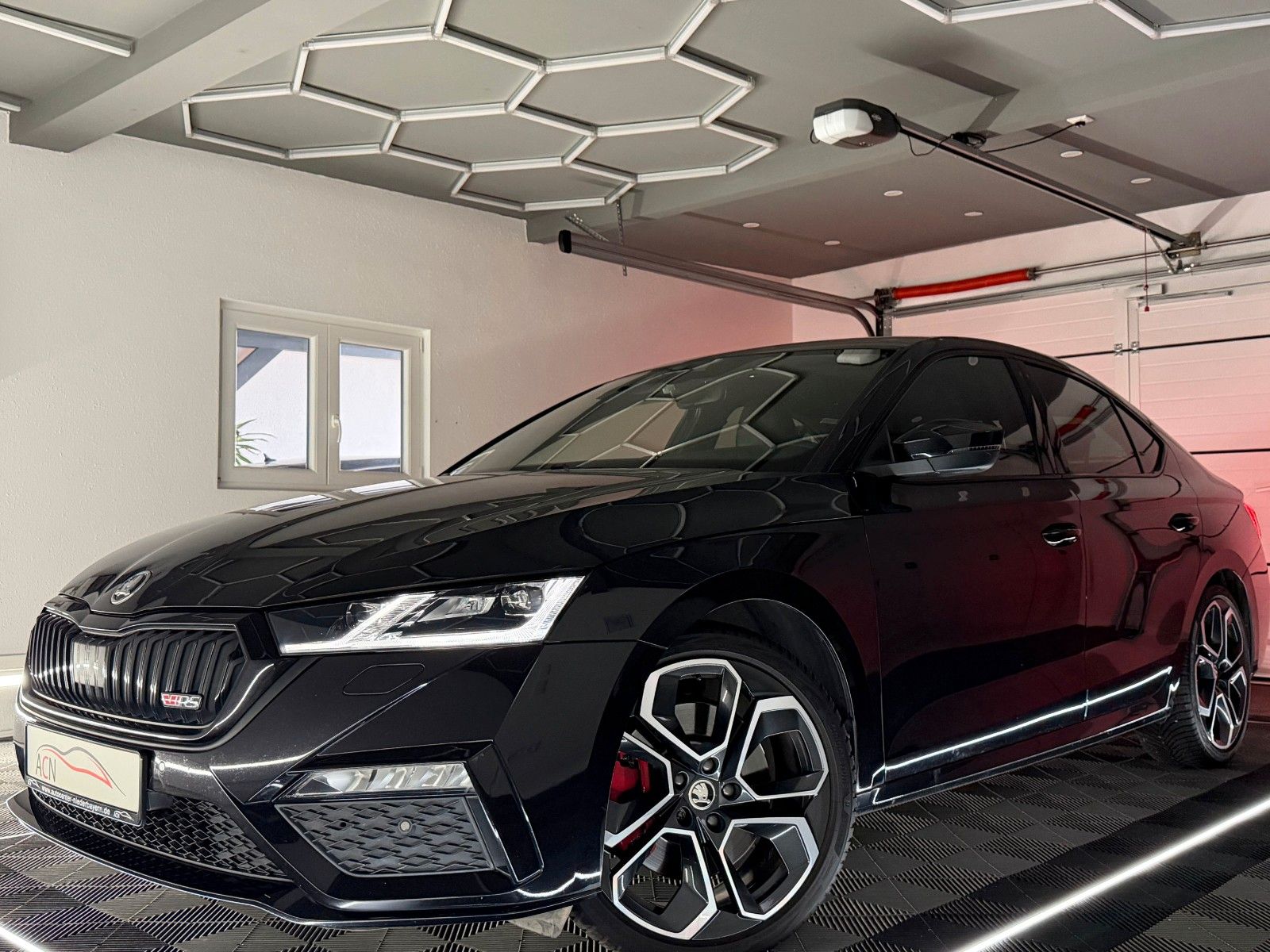 Fahrzeugabbildung SKODA Octavia Lim. RS TSI/FACELIFT/AMBI+/ACC/MASSAGE