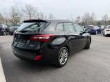 Hyundai i30 cw blue Premium*NAVI*XEN*CAM*PDC*SHZ*FSP*AHK - Hyundai: X30