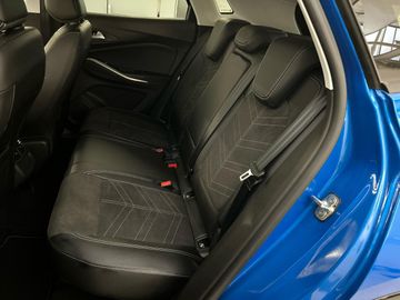 Fotografie des Opel Grandland (X) Grandland GS 1.5D AT Alcantara Navi 360°Kamera